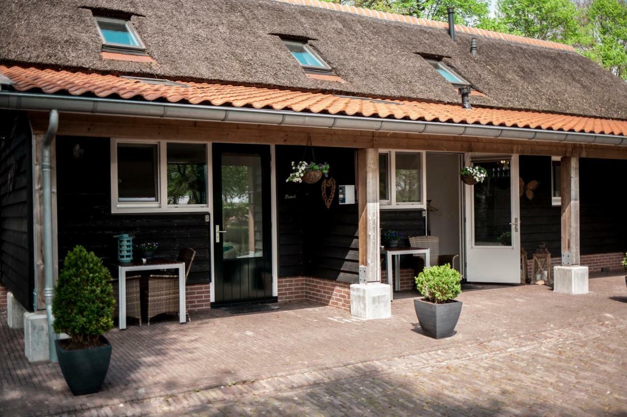 Rheezerstee Bed & Breakfast Exterior foto